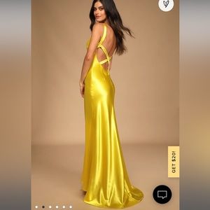 Lulu’s dress NWT✨ this dress is beautiful & sexy!